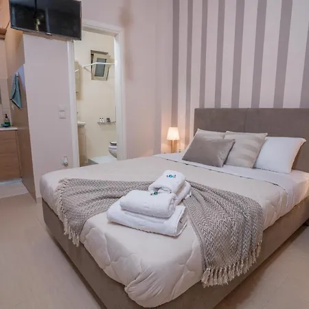 Comfy And Cosy Apartment